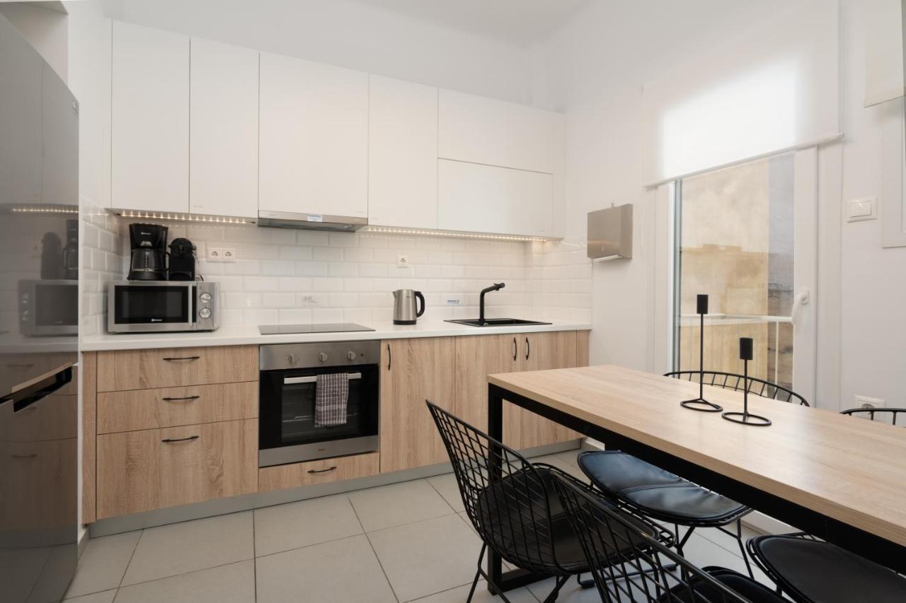Classy Apartment In Koukaki, Walk To Metro & Acropolis アテネ エクステリア 写真