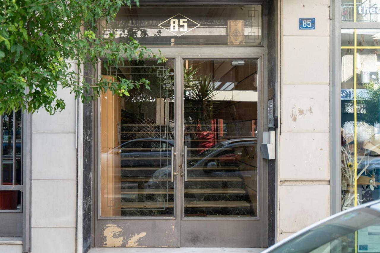 Classy Apartment In Koukaki, Walk To Metro & Acropolis アテネ エクステリア 写真